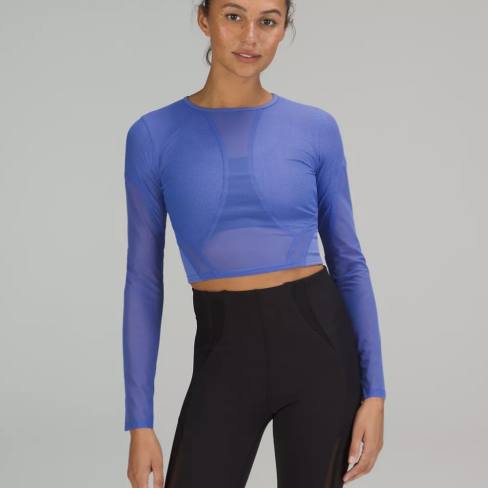 Lululemon cropped Mesh panel workout top